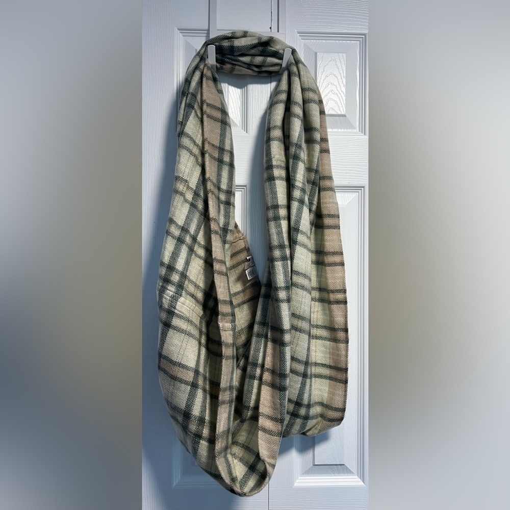 Ann Taylor LOFT Infinity Scarf